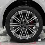 Land Rover Sport 2025 400 л.с. из Китая