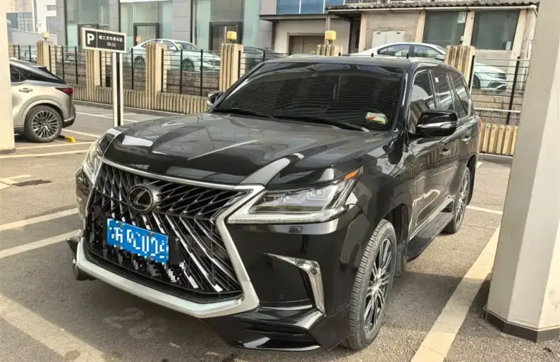 Lexus LX 2020 из Китая