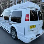 GMC Savana 2017 314 л.с. из Китая
