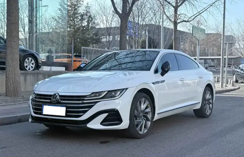 Volkswagen CC 2024 из Китая