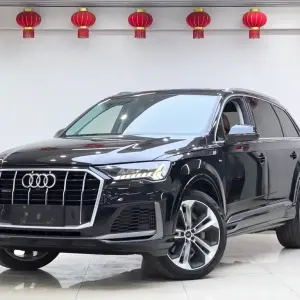 Audi Q7 2020 340 л.с. 340 л.с. 340 л.с. из Китая