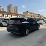 Volkswagen Viloran 2023 186 л.с. из Китая