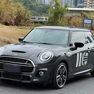 MINI Mini 2020 192 л.с. из Китая