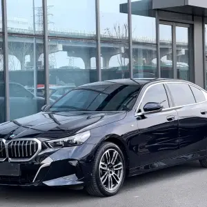 BMW 5 Series 2024 258 л.с. — лот 57773923 из Китая