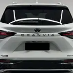 Toyota Granvia 2024 из Китая