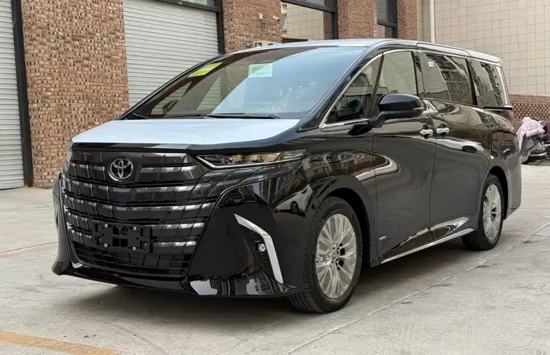Toyota Alphard из Китая