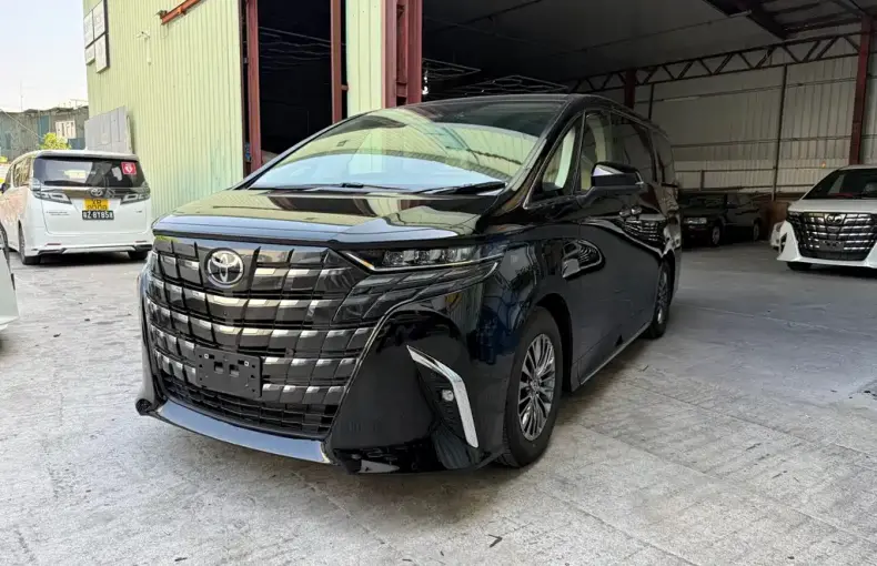 Toyota Alphard из Китая