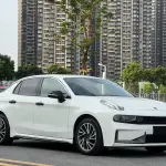 Lynk & Co 03 2022 180 л.с. 180 л.с. 180 л.с. 180 л.с. из Китая