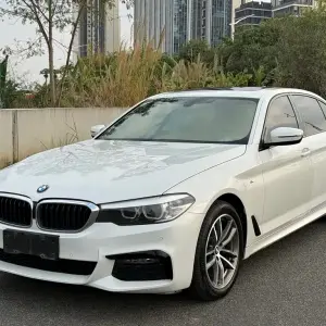BMW 5 Series 2019 184 л.с. 184 л.с. 184 л.с. 184 л.с. из Китая