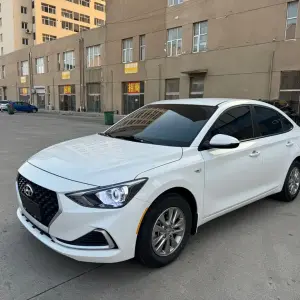 Hyundai Elantra 2021 123 л.с. из Китая
