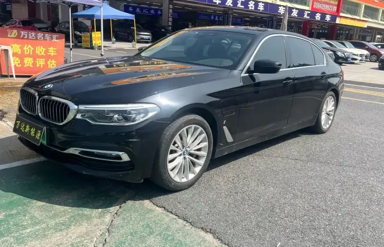 BMW 5 Series New Energy 2019 из Китая