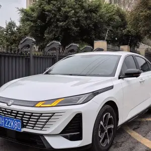 Changan Eado 2025 192 л.с. 192 л.с. из Китая