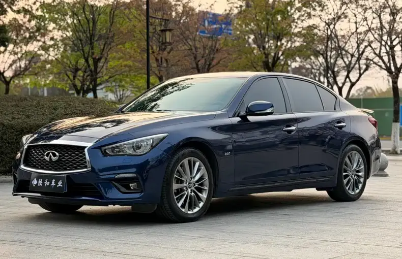Infiniti Q50L 2019 из Китая