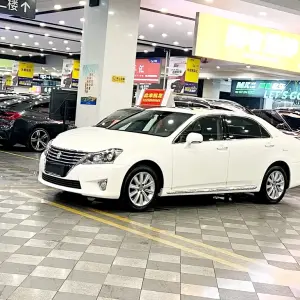 Toyota Crown 2014 из Китая