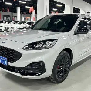 Ford Escape 2023 248 л.с. из Китая