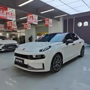 Lynk & Co 03 2022 из Китая