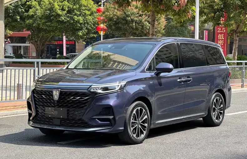 Roewe iMAX8 2021 из Китая