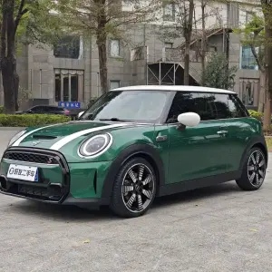 MINI Mini 2021 192 л.с. — лот 57799800 из Китая