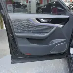 Hongqi Hongqi HS5 2023 из Китая
