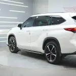 Toyota Crown Kluger 2023 из Китая