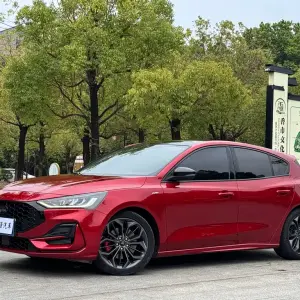 Ford Focus 2023 177 л.с. 177 л.с. из Китая