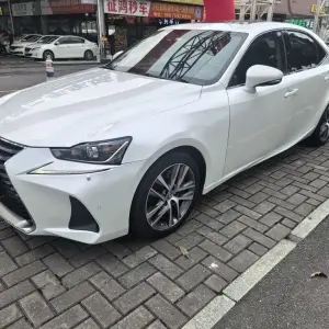 Lexus IS 2018 из Китая