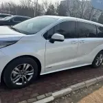 Toyota Sienna 2023 из Китая