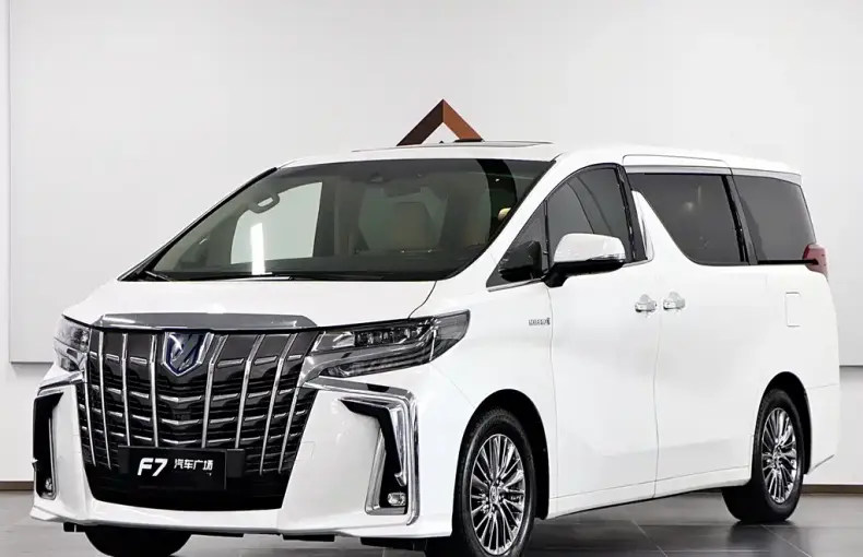 Toyota Alphard 2021 из Китая