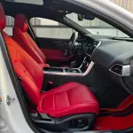 Jaguar XEL 2022 250 л.с. 250 л.с. из Китая