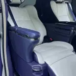 Toyota Alphard 2011 из Китая