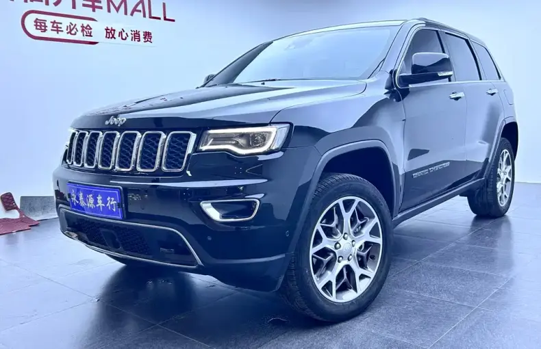 Jeep Grand Cherokee (Import) 2022 из Китая