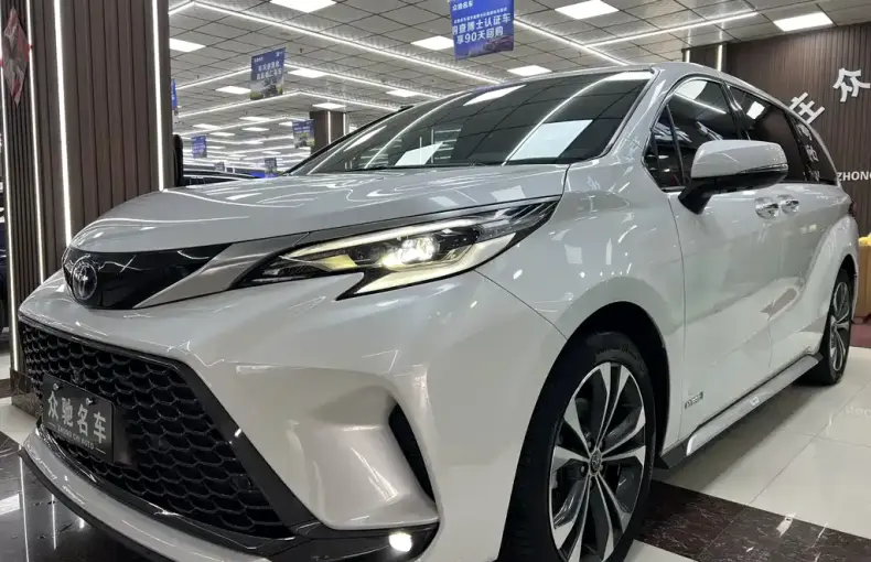 Toyota Granvia 2024 из Китая
