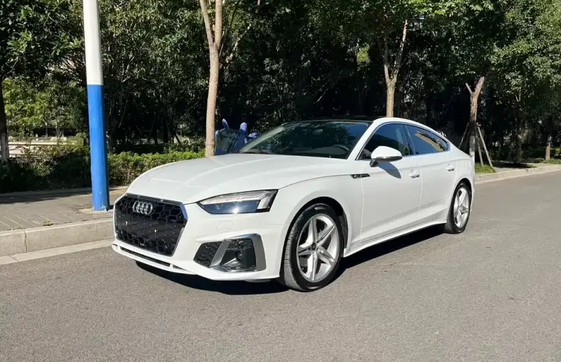 Audi A5 (Import) 2023 из Китая