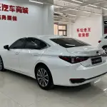 Lexus ES 2022 из Китая