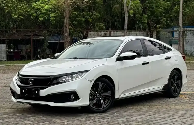 Honda Civic 2021 из Китая