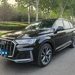 Audi Q7 2022 из Китая