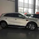 Hongqi Hongqi HS5 2023 224 л.с. — лот 57820815 из Китая