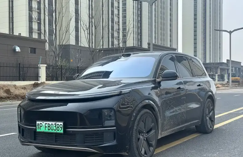 Li Auto Li L9 2025 из Китая