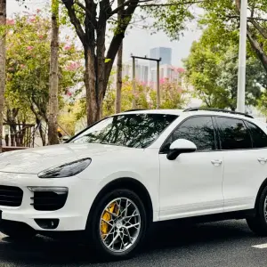 Porsche Cayenne 2015 из Китая