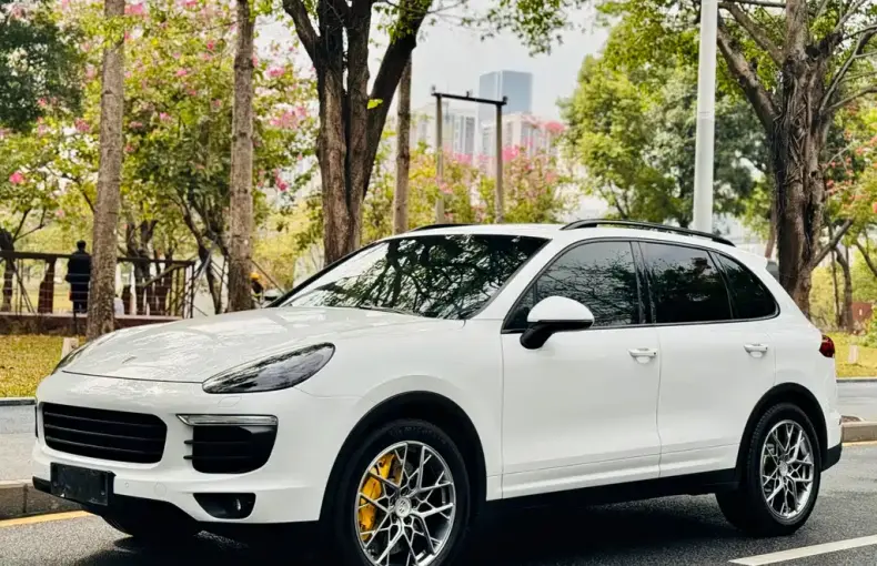 Porsche Cayenne 2015 из Китая