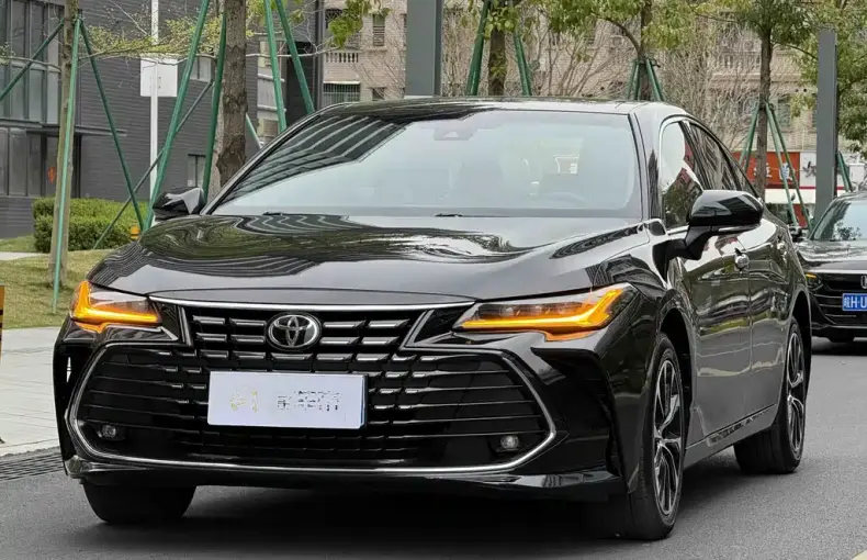 Toyota Avalon 2023 из Китая