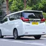 Toyota Alphard 2018 из Китая