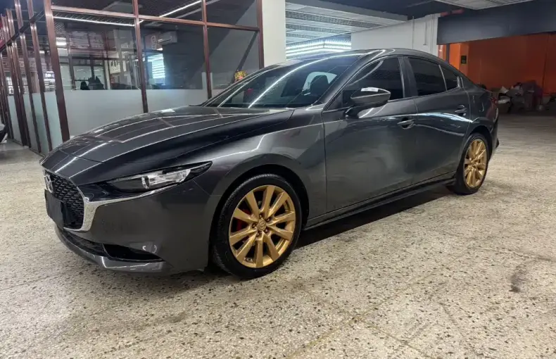 Mazda 3 Axela 2022 из Китая