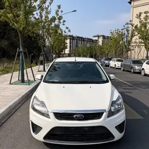Ford Focus 2012 124 л.с. 124 л.с. 124 л.с. из Китая