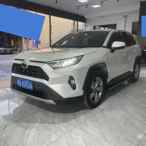 Toyota RAV4 2022 из Китая