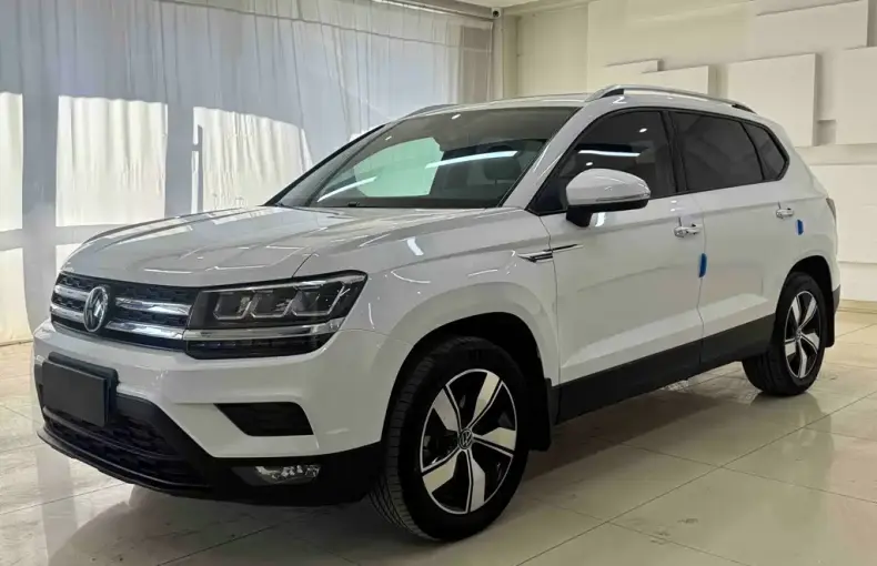 Volkswagen Tharu 2021 из Китая