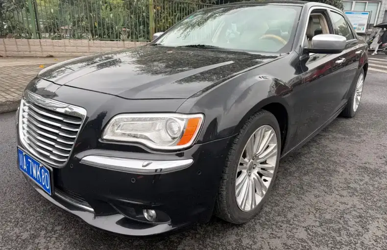 Chrysler 300C 2014 из Китая