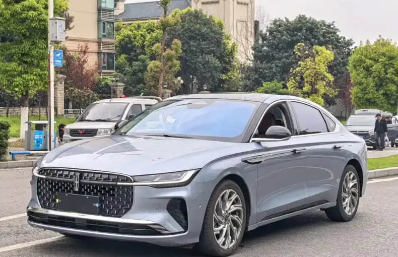 Lincoln Z 2022 из Китая