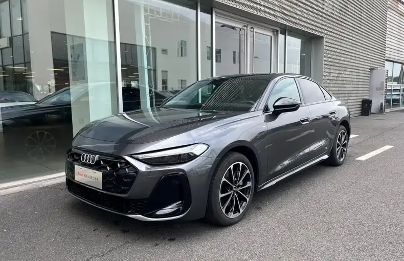 Audi 奥迪A5L 2025 из Китая