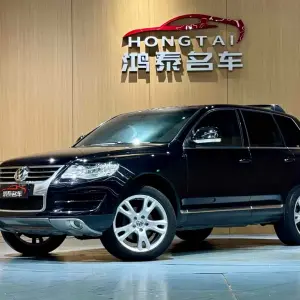 Volkswagen Touareg 2010 из Китая